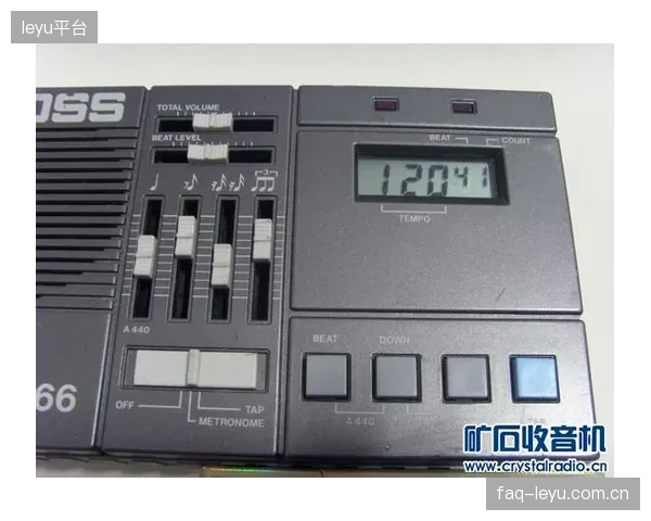 远藤航将成日本队节拍器,其顶级扫荡能力可解放前场攻击群创造力。 远藤航将成日本队节拍器,其顶级扫荡能力可解放前场攻击群创造力。